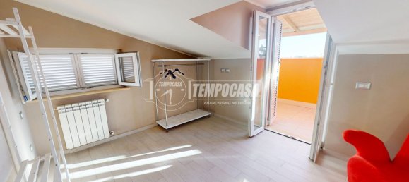 Вилла с 4 комнатами в Ладисполи, Италия № 147911 18