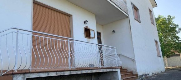 8 rooms Villa in Arpino, Italy No. 153040 7