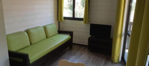 2 bedrooms Apartment in Var, France No. 1910 12