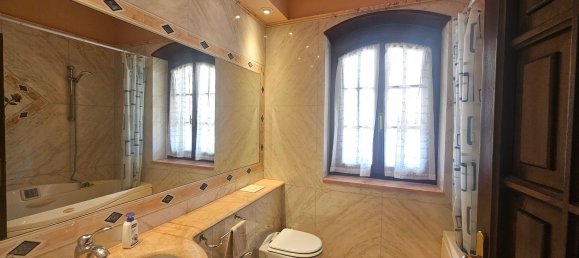 5-salle Maison à Carrara, Italy No. 275382 21