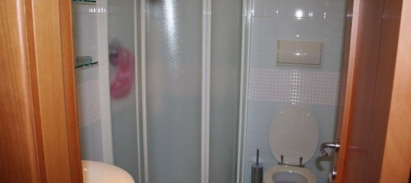 5 rooms Villa in Montignoso, Italy No. 49601 11