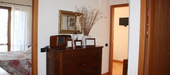 5 rooms Villa in Montignoso, Italy No. 49601 16