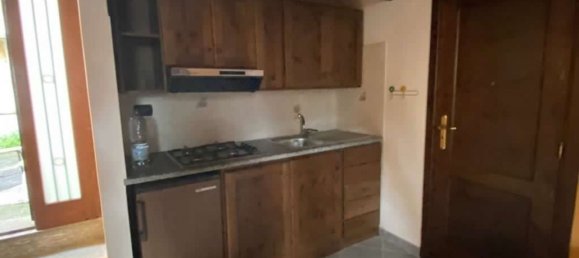 Studio in Catanzaro, Italy No. 213401 4