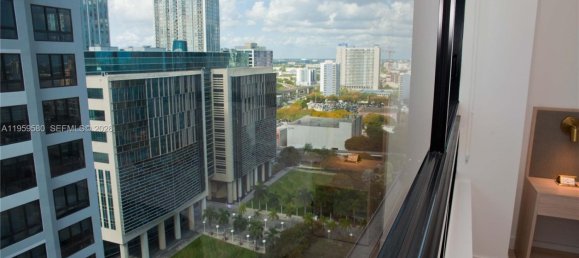 Коммерческая недвижимость 35.86м² в Майами, Майами-Дейд, Флорида, США № 614271 14
