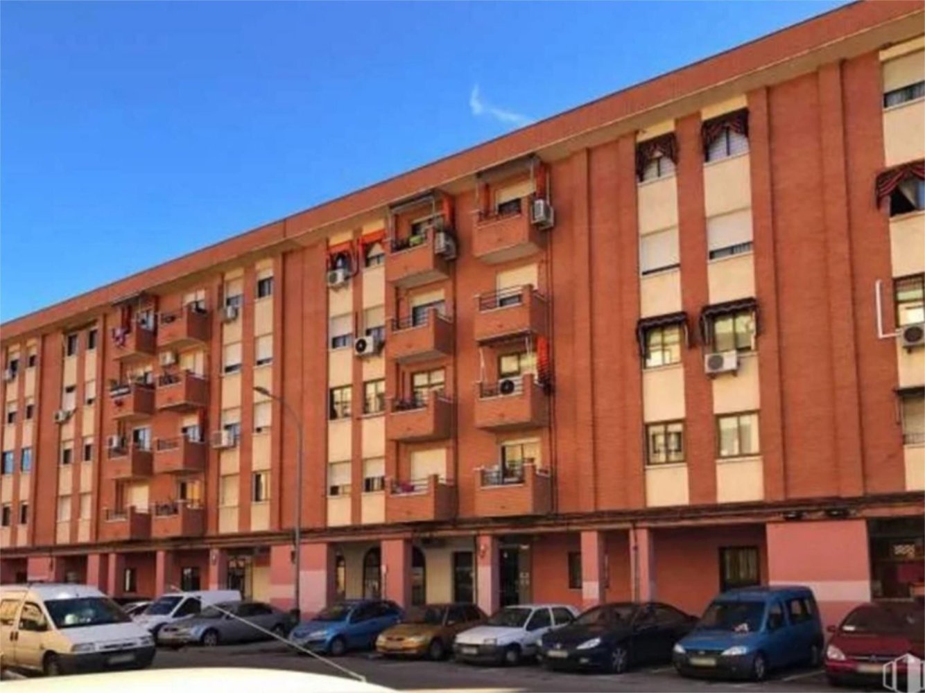 4 bedrooms Apartment in Pinto, Spain No. 135927