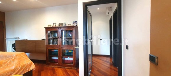 6 bedrooms Villa in Cadeo, Italy No. 313577 15