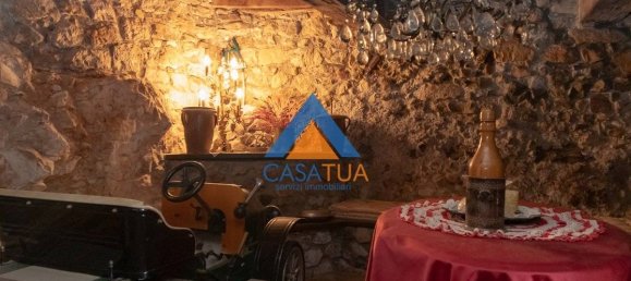 5 bedrooms House in Montecchio, Italy No. 353849 37