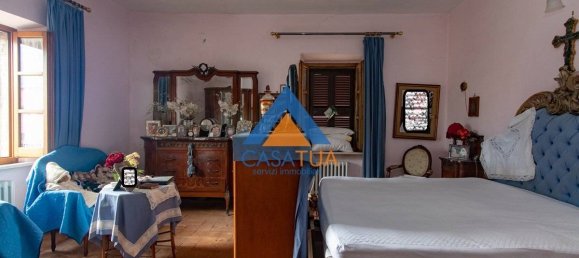 5 bedrooms House in Montecchio, Italy No. 353849 28