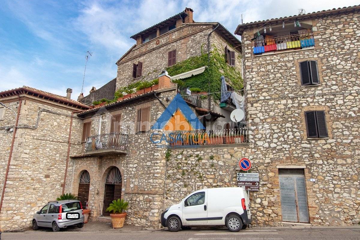 5 bedrooms House in Montecchio, Italy No. 353849