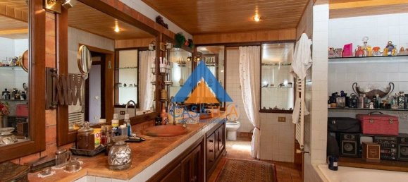 5 bedrooms House in Montecchio, Italy No. 353849 29