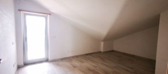 7غرفة شقة في Isernia, Italy رقم 29115 36