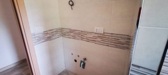 7غرفة شقة في Isernia, Italy رقم 29115 33