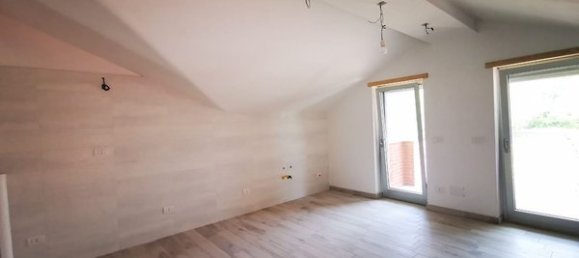 7غرفة شقة في Isernia, Italy رقم 29115 19