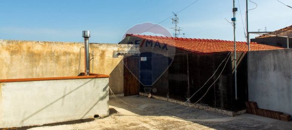 3 Schlafzimmer Wohnung in Valverde, Italy, Nr. 322603 44