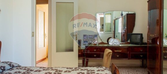 3 Schlafzimmer Wohnung in Valverde, Italy, Nr. 322603 30