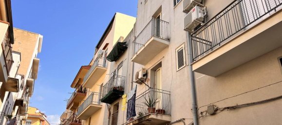 Квартира с 2 комнатами в Шакка, Италия № 157995 21