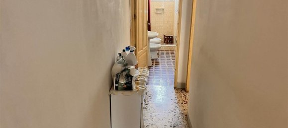 Квартира с 2 комнатами в Шакка, Италия № 157995 15