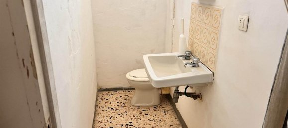 Квартира с 2 комнатами в Шакка, Италия № 157995 8