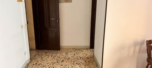 Квартира с 2 комнатами в Шакка, Италия № 157995 18