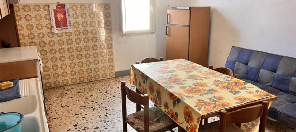 Квартира с 2 комнатами в Шакка, Италия № 157995 4