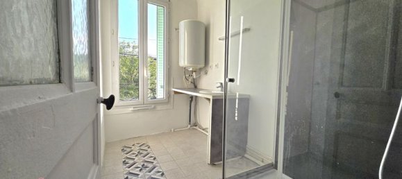 Apartamento de 1 dormitorio en Le Bourget, France No. 364011 4