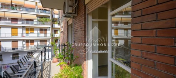 2 bedrooms Apartment in Rome, Italy No. 323069 27