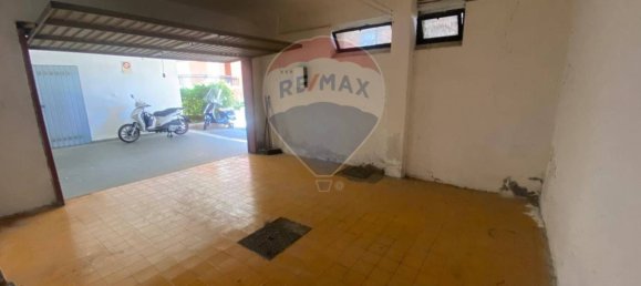 24m² Garage in Formia, Italy No. 294825 8