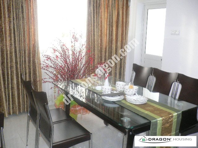 82m² Apartment in District 1, Vietnam No. 11256