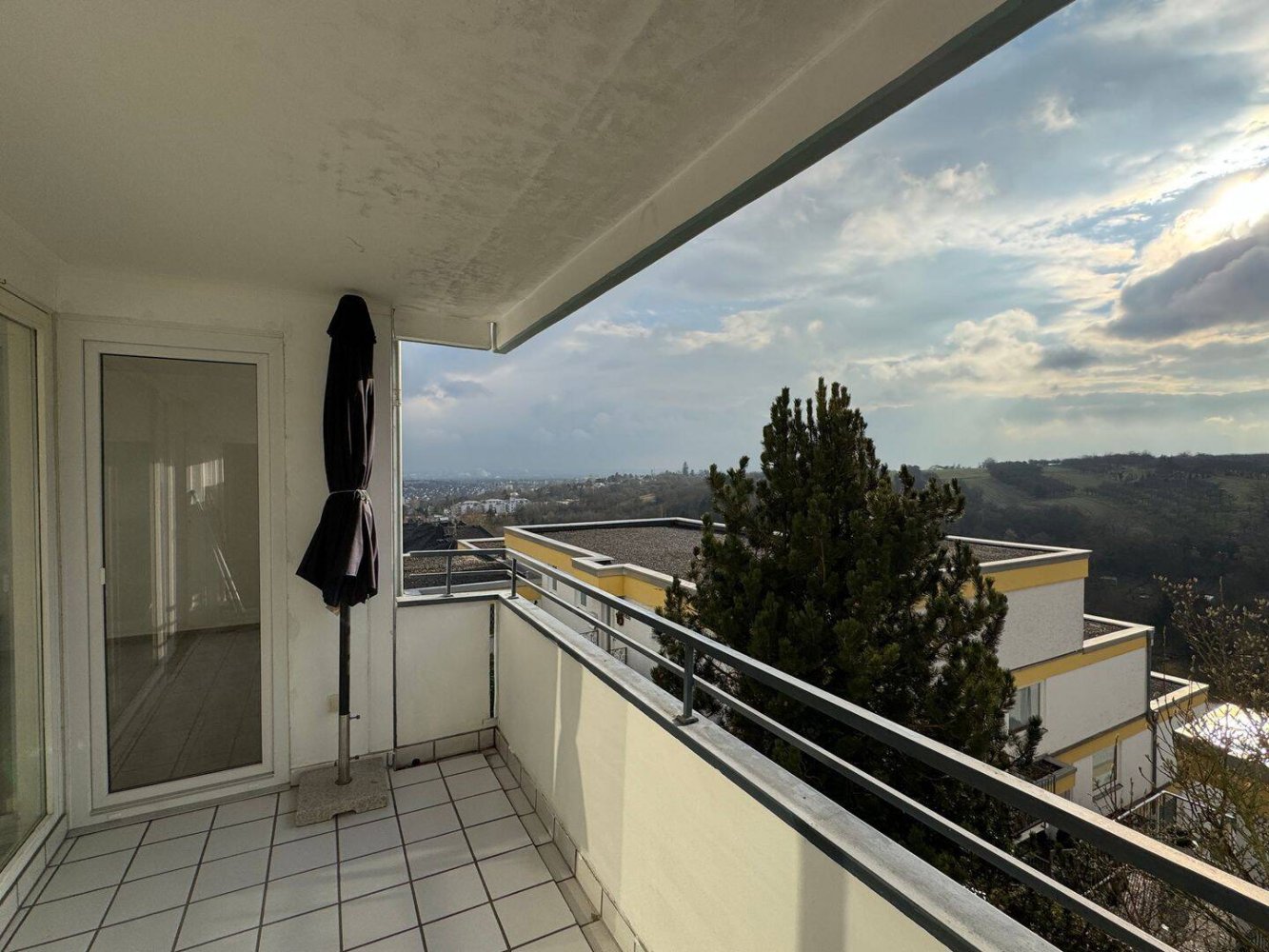 2-Zimmer Wohnung in Main-Taunus, Germany, Nr. 298664