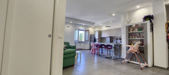 3 Schlafzimmer Wohnung in Termoli, Italy, Nr. 381786 11