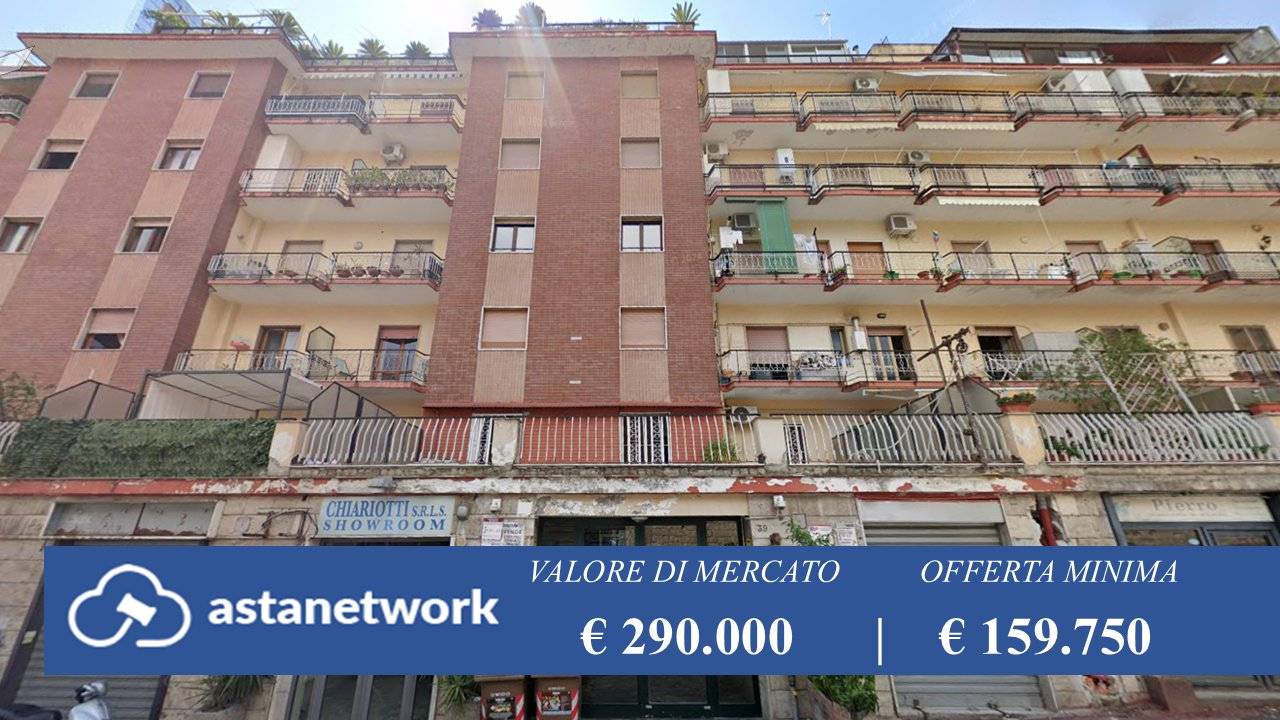 Ático de 2 dormitorios en Naples, Italy No. 14190