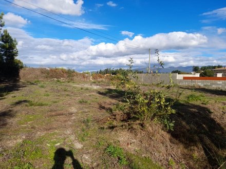  قطعة أرض في Amarante, Portugal 1300متر مربع رقم 57481