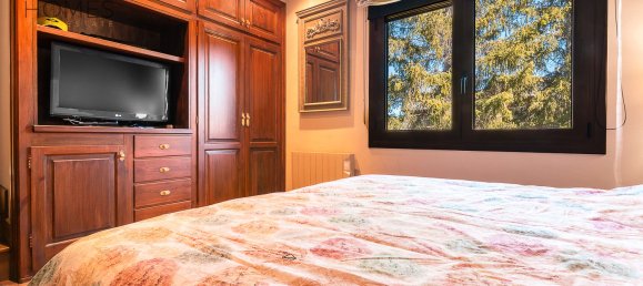 4 غرف نوم منزل في Alp, Spain رقم 97464 41