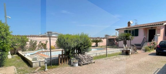 Casa de 5 habitaciónes en Ardea, Italy No. 20816 39