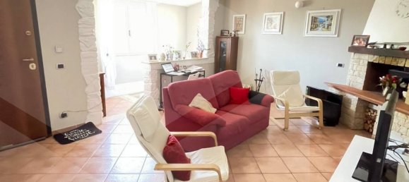 Casa de 5 habitaciónes en Ardea, Italy No. 20816 12