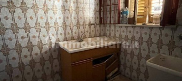 Здание с 3 комнатами в Багерия, Италия № 151293 4