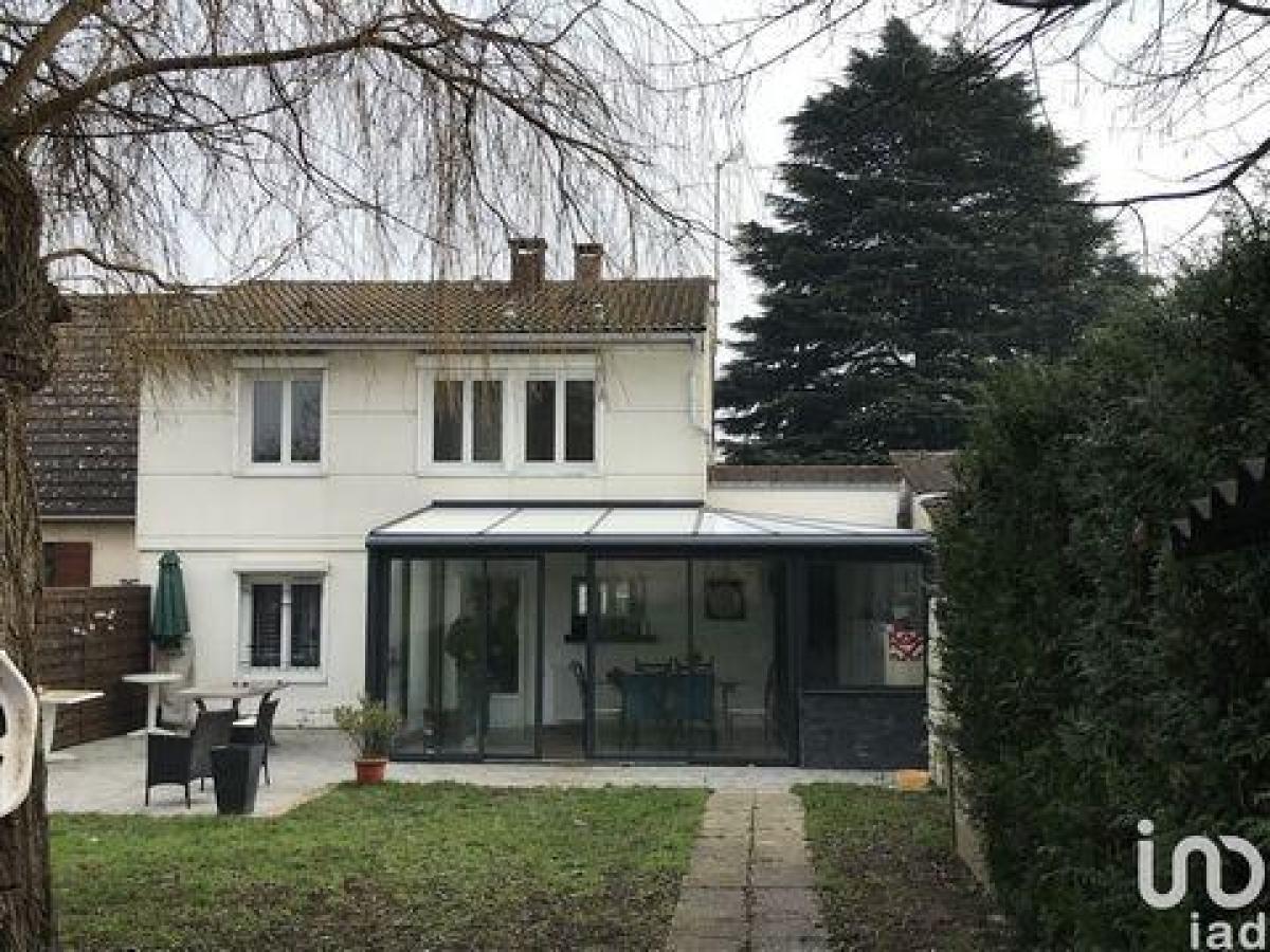 3 غرف نوم منزل في Chelles, France رقم 30346