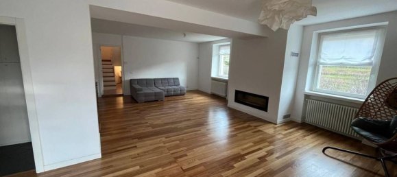 3 bedrooms Villa in Rovereto, Italy No. 229033 2