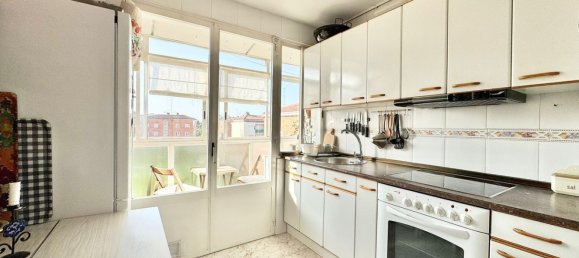 Квартира с 2 спальнями в Витория-Гастейс, Испания № 162280 5