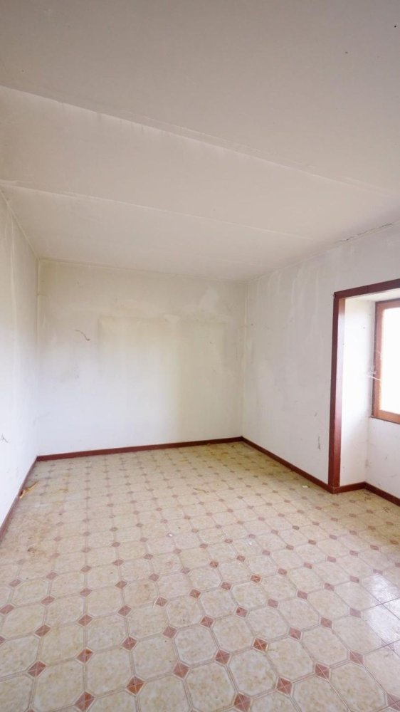 2-salle Appartement à Toffia, Italy No. 121360