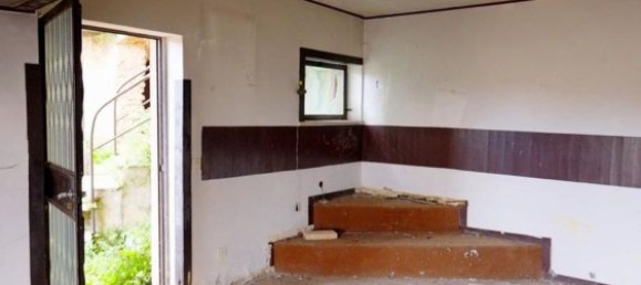 2-salle Appartement à Toffia, Italy No. 121360 5