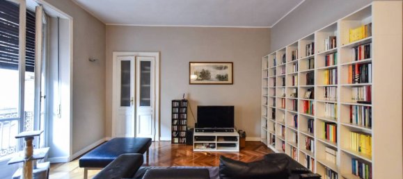 3 bedrooms Apartment in Turin, Italy No. 340327 8