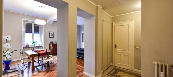 3 bedrooms Apartment in Turin, Italy No. 340327 3