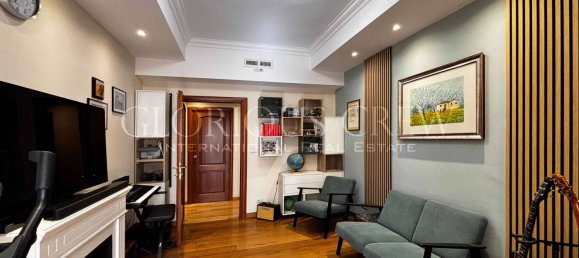 3 bedrooms Apartment in Rome, Italy No. 14243 4