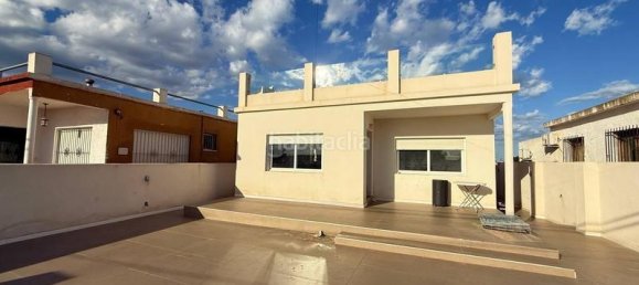 2 chambres Maison à Alicante, Spain No. 174703 4