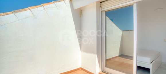 3 bedrooms Penthouse in Marbella, Spain No. 175943 24