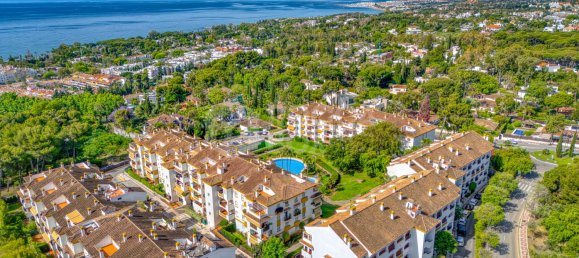 3 bedrooms Penthouse in Marbella, Spain No. 175943 5