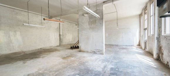 2 rooms Commercial property in Milan, Italy No. 260090 5