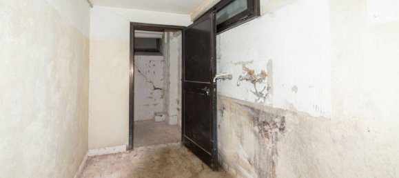 2 rooms Commercial property in Milan, Italy No. 260090 16