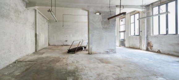 2 rooms Commercial property in Milan, Italy No. 260090 6